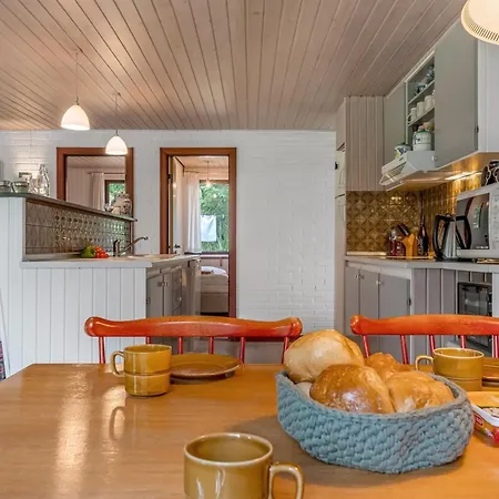 Wenche - 840m From The Sea By Interhome בית נופש *