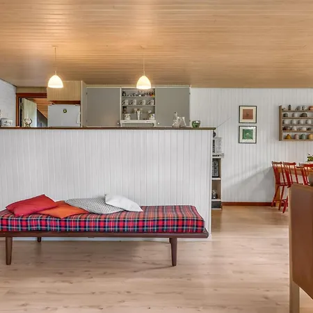 Wenche - 840m From The Sea By Interhome *