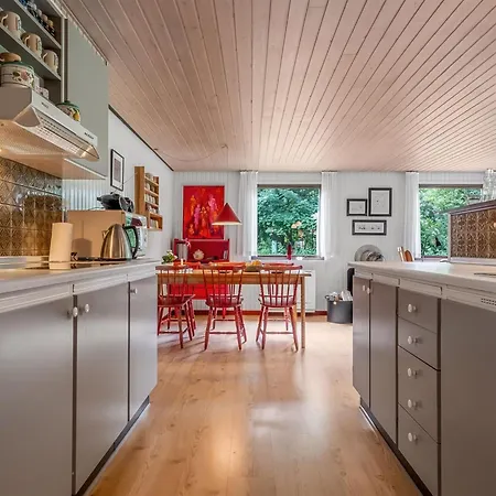Wenche - 840m From The Sea By Interhome בית נופש