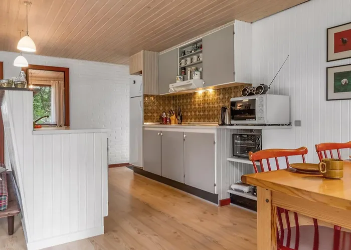 Wenche - 840m From The Sea By Interhome *